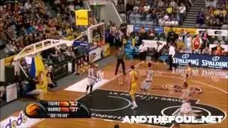 Rotnei Clarke Buzzer Beater Against Melbourne