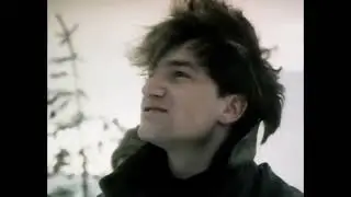 U2 - New Year's Day (Official Music Video)