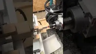 The machine cuts the mortise and tenon joints. #woodworking #woodscraft #asmr #diy