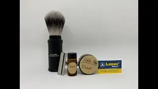 Edwin Jagger 3ONE6, LADAS Blade, KLAR Reisepinsel sowie Noble Otter Rawr Seife und After Shave