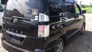Видео-тест автомобиля Toyota Voxy (AZR60-0442401, 1AZ-FSE, черный, 2005 г.)