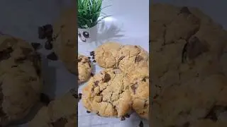 How to Make Cookies That Stay Crispy Outside & Gooey Inside 🤤 #yt #shorts #cookies #biscuit