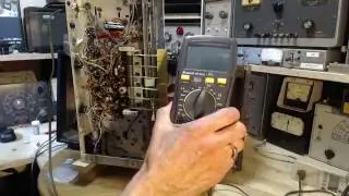 Florida AM/FM/SW Tube Radio Video #8 - Distorted Audio