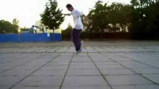 thecwalk.com vs cwalkin.de - fizzy vs. ptwist