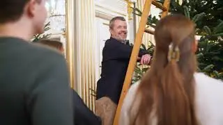 Juletr&aelig;spyntning p&aring; Amalienborg 2025