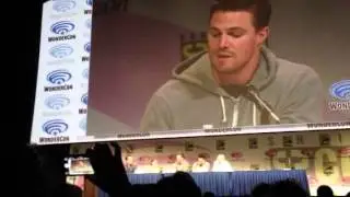 Stephen Amell at WonderCon 2013