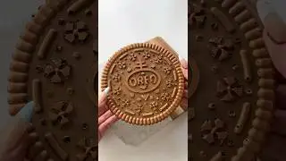Make giant dubai chocolate ice cream #asmr #dubai #chocolate #asmrfood #satisfying #icecream #summer