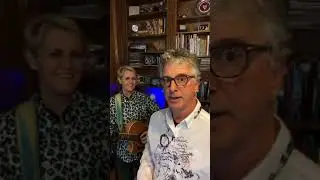 Jana Stanfield celebrates Dave Lieber's Watchdog Nation and its supporters with inspirational songs