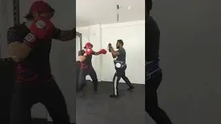 Mike Tyson Style Working Angles & Aggressive Pressure Fight Tips #boxing #boxingtraining