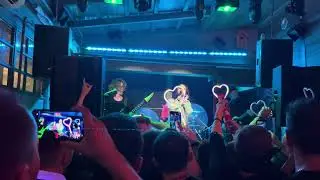 RAVDINA - Между нами (Live @ клуб &laquo;Китайский лётчик Джао Да&raquo;, Москва, 13.09.24)