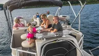 Godfrey Pontoon Boats | Aqua patio 240 CB Center Bar | Rough & Salt Water Pontoon
