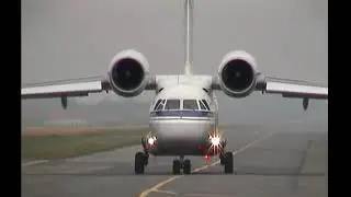 Ostend Airport 2000 : classic stuff and sounds , the real stuff