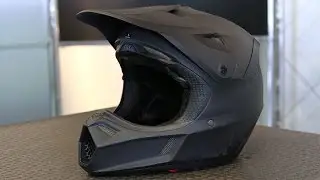 Fox V3 Matte Black Helmet | Motorcycle Superstore