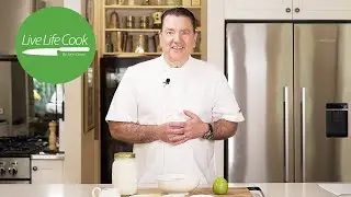 Cooking at home. Nutrition for retirees - healthy aging for seniors with nutrition