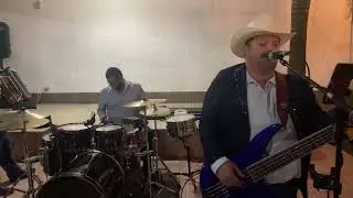 Diamante Negro #DisQtido de Arnold Orozco est&aacute; en vivo