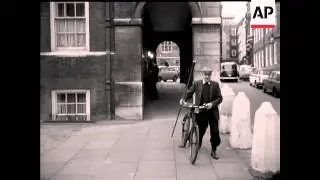 HARRY BY GAS LIGHT