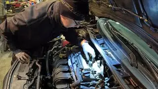 Uutta tulppaa Toyotaan | Replacing spark plugs on Toyota
