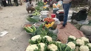 উত্তরা দিয়াবাড়ি 16 আটিবাজার। গ্রাম্য পরিবেশের একটি সুন্দর  বাজার। সবজিগুলো অনেক টাটকা🥰😍 is live