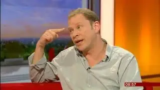 Robert  Webb  How Not to be a Boy interview [ with subtitles ]