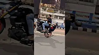 bike stunts fail #shorts #viralvideo #bike #funnyvideos #vlog