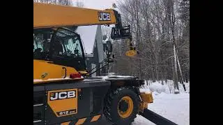 First JCB 512-83R rotating telehandler in the world with a GMT050 TTC #grapplesaw #jcb #jcbmachine