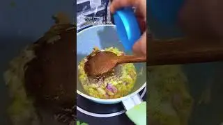 সরিষার শাক আর ডাল | শীতের দুপুরে একেবারে ঘরোয়া বাঙালি কমফোর্ট ফুড #shortsrecipe #shorts