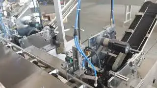 Automatic packing machine:napkin knife fork spoon packing