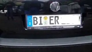 Lustige Nummernschilder