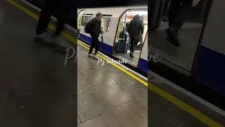 London Hounslow west #london #train #travel  plz  subscribe like and sear