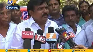 Farmers in Adilabad Protest & slams Govt | Statement  on Farm loan waiver