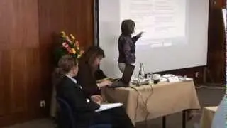 Facilitating small group discussions with a group decision support system