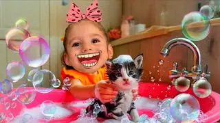 YAVRU KEDİ BANYOSU😍 Minicik Kediyi Temizliyoruz🩷