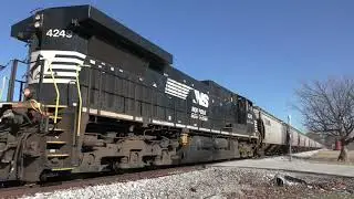 NS 4249 west at Swayzee 1-12-2026