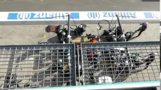 McLaren F1 2016 Pit Stop Perfection