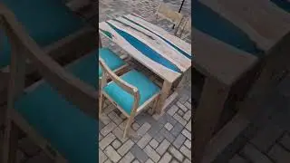 EpoxyRiver Dining Set