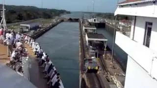 Panama Canal Cruise: How a big ship gets through a small lock: Cunard's Queen Elizabeth