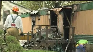 Mobile home catches fire in West Salem