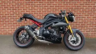 Triumph SPEED TRIPLE R 1050 ABS - 14 Reg, 14,410 miles, &pound;4,995.00.