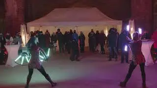 Valgusshow - tantsijad valgusega