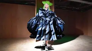 Comme des Gar&ccedil;ons Spring/Summer 2022 Paris