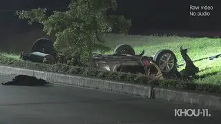 At least 1 killed when police pursuit ends in crash in Humble | Raw scene video, no audio