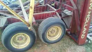 Using pallets with a New Holland bale wagon