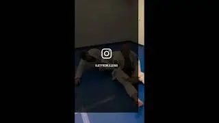 trap the arm from rear mount #bjj #grappling #combatives #selfdefense #deedsofarms #taclete 