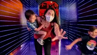MIND-BENDING Experience At Meow Wolf OMEGA MART! (Highlights)