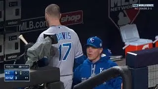 WS2015 Gm4: Pitcher Davis wants no part of his at-bat