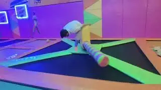 Sky jumper trampluien park Ghaziabad opulent mall #skyjumper #skyjumperghaziabad