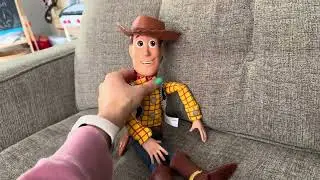 Review: Disney Store Woody Interactive Talking Action Figure