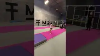 Floatin dive roll