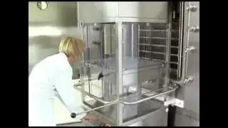 Process freeze dryers and loading trolly from Martin Christ