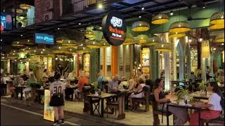 ក្រុងសៀមរាប ពេលយប់/ Pub Street in Siem Reap Province, Cambodia 